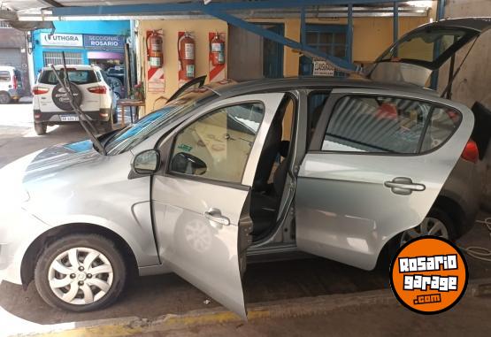 Autos - Fiat Palio attractive 2013 Nafta 145000Km - En Venta