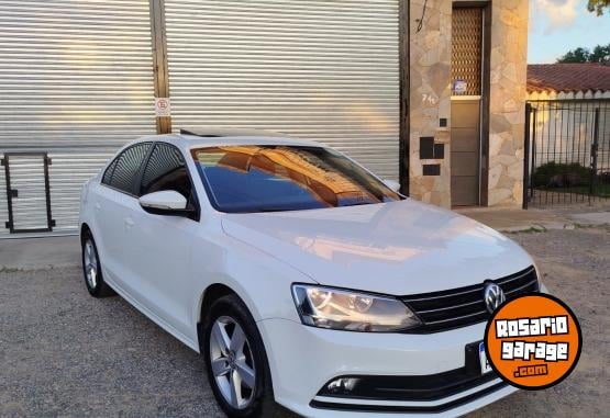 Autos - Volkswagen VENTO 2017 Nafta 117000Km - En Venta