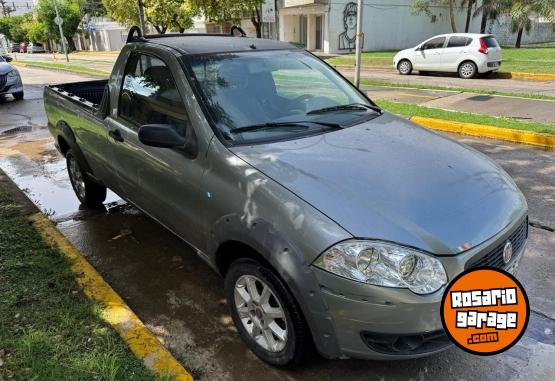 Utilitarios - Fiat STRADA TRAKKING 2011 Nafta 325000Km - En Venta