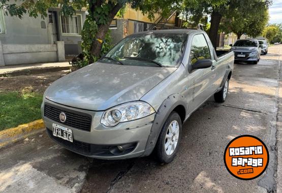 Utilitarios - Fiat STRADA TRAKKING 2011 Nafta 325000Km - En Venta