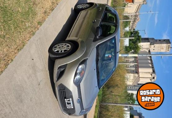 Autos - Ford Fiesta Edge 2011 GNC 135000Km - En Venta