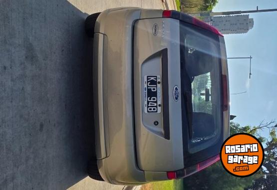 Autos - Ford Fiesta Edge 2011 GNC 135000Km - En Venta