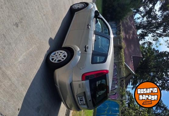 Autos - Ford Fiesta Edge 2011 GNC 135000Km - En Venta