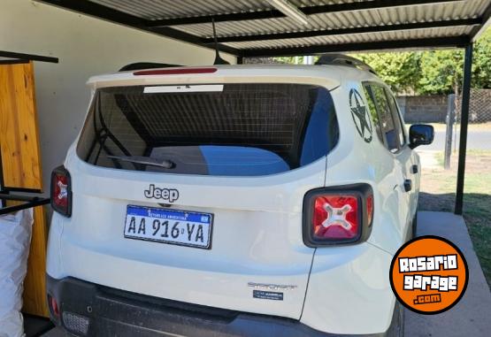 Camionetas - Chrysler JEEP RENEGADE 2017 Nafta 85000Km - En Venta