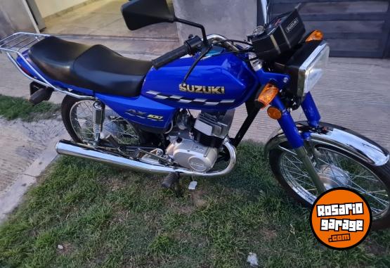 Motos - Suzuki AX100 2023 Nafta 6000Km - En Venta