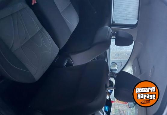 Autos - Ford Focus 2014 Nafta 98000Km - En Venta