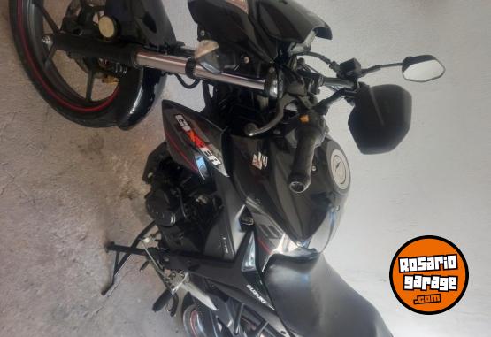 Motos - Suzuki Gixxer 150 2018 Nafta 32000Km - En Venta