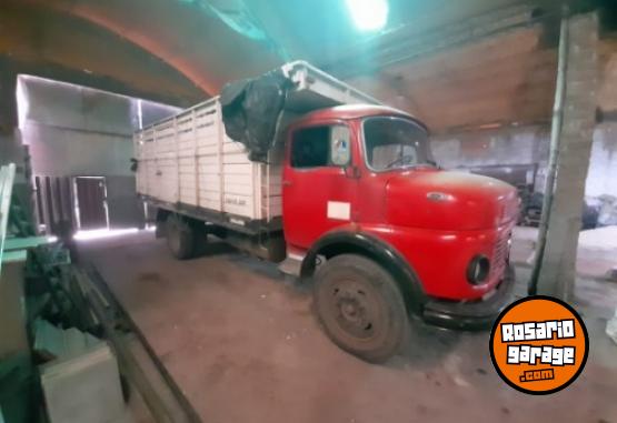 Camiones y Gr�as - Mercedes benz - En Venta