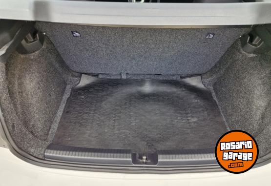 Autos - Volkswagen Polo 2024 Nafta 21000Km - En Venta