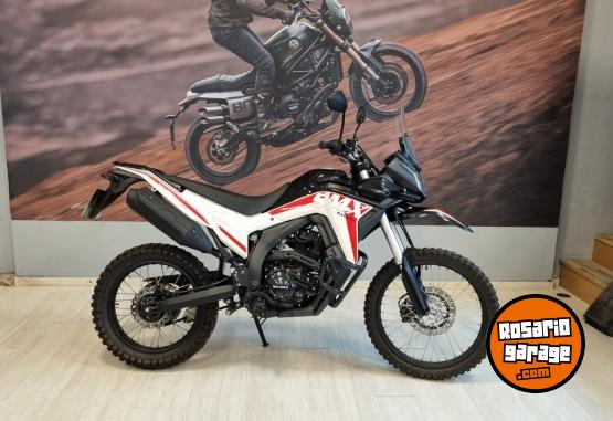 Motos - Gilera SMX 250 2023 Nafta 7597Km - En Venta