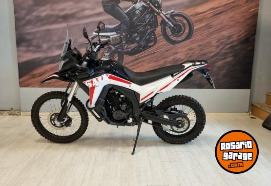 Motos - Gilera SMX 250 2023 Nafta 7597Km - En Venta