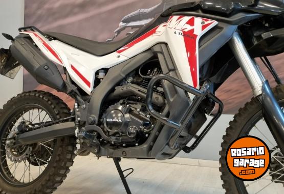 Motos - Gilera SMX 250 2023 Nafta 7597Km - En Venta