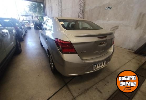 Autos - Chevrolet Onix joy no corsa celta 2020 Nafta 62000Km - En Venta