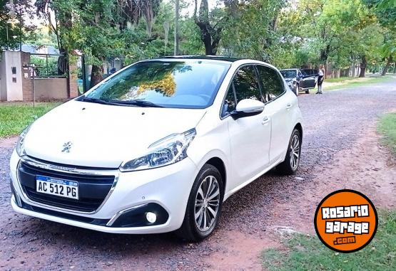Autos - Peugeot 208 Feline 2018 Nafta 100000Km - En Venta