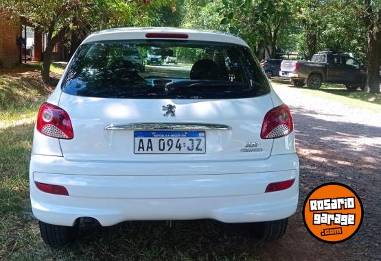 Autos - Peugeot 207 2016 Diesel 160000Km - En Venta