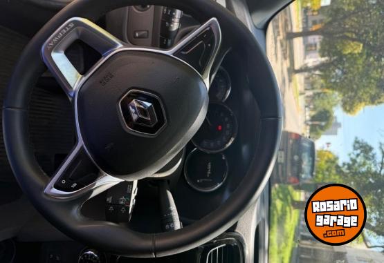 Autos - Renault Sandero Stepway intens 2023 Nafta 50000Km - En Venta