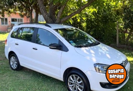 Autos - Volkswagen Suran Trendline 2014 Nafta 116000Km - En Venta