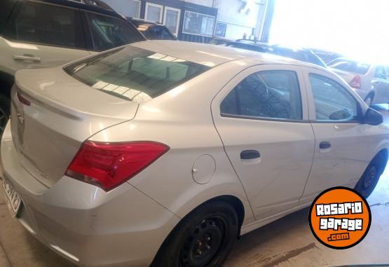 Autos - Chevrolet Onix no prisma 2020 Nafta 62000Km - En Venta