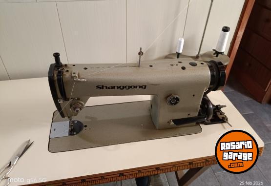 Hogar - M�quina de coser - En Venta