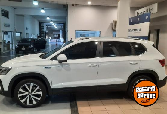 Autos - Volkswagen TAOS HIGHLINE AT 2022 Nafta 40000Km - En Venta