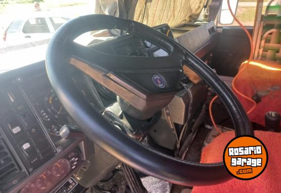 Camiones y Gr�as - Scania 113 - no permuto - - En Venta