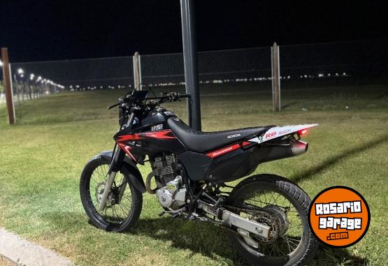 Motos - Honda XR Tornado 250 2014 Nafta 30000Km - En Venta