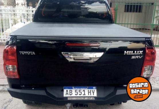 Camionetas - Toyota TOYOTA HILUX 2.8 FULL 2017 Diesel 75000Km - En Venta