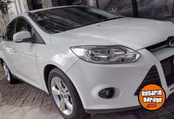 Autos - Ford Focus 2015 Nafta 120000Km - En Venta