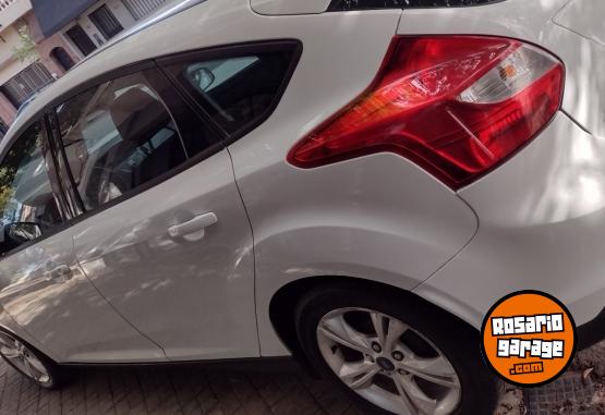 Autos - Ford Focus 2015 Nafta 120000Km - En Venta