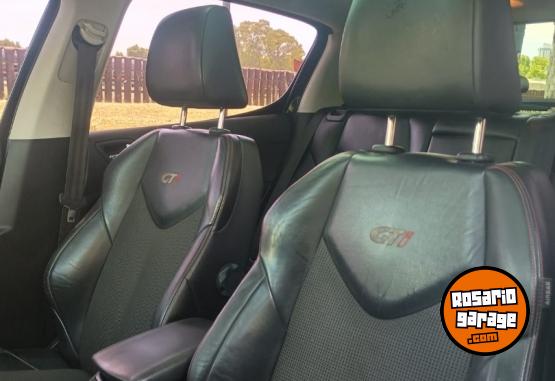Autos - Peugeot 308 gti 2013 Nafta 107000Km - En Venta