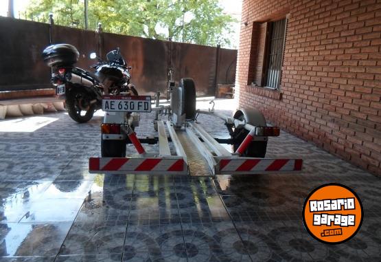 Accesorios para Motos - TRAILER BASCULANTE PARA MOTOS DE ALTA CILINDRADA - En Venta