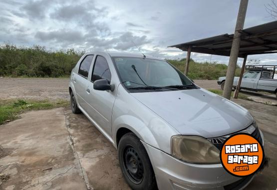 Autos - Renault Logan 2011 GNC 250000Km - En Venta