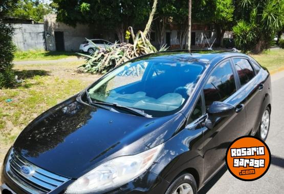 Autos - Ford FIESTA KINETIC SEDAN 2011 GNC 225000Km - En Venta