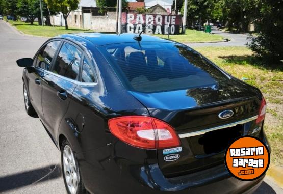 Autos - Ford FIESTA KINETIC SEDAN 2011 GNC 225000Km - En Venta