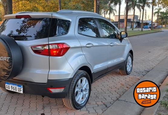 Camionetas - Ford Eco titanium 1.6 16v MT 2017 GNC 105000Km - En Venta