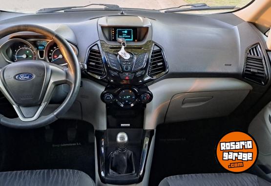 Camionetas - Ford Eco titanium 1.6 16v MT 2017 GNC 105000Km - En Venta