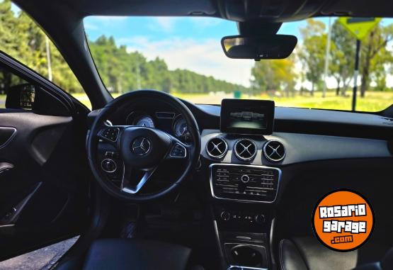 Autos - Mercedes Benz Gla200 2016 Nafta 84000Km - En Venta