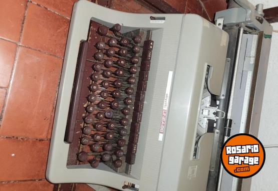 Clásicos - Máquina de Escribir Olivetti Línea 88 - En Venta