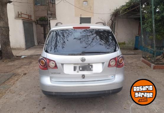 Autos - Volkswagen Suran sedan 5 puertas 2009 Nafta 200000Km - En Venta