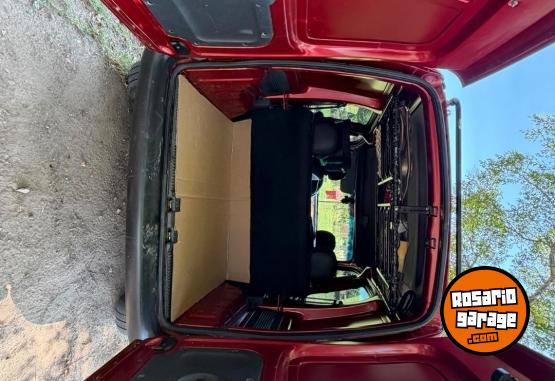 Utilitarios - Renault Kangoo PH3 confort 2017 Nafta 137900Km - En Venta