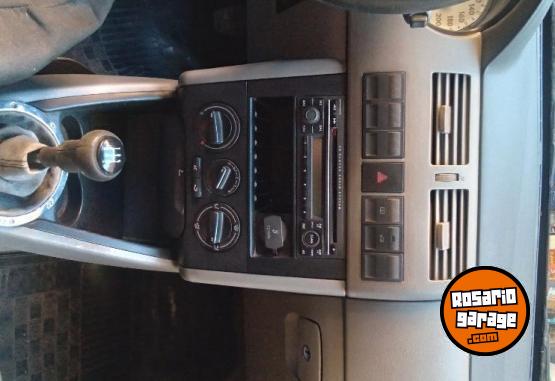 Autos - Volkswagen Gol Country 2005 Nafta 145000Km - En Venta