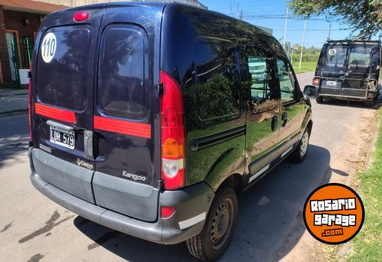 Utilitarios - Renault Kangoo 5as 2 p/lateral 2012 Nafta 230000Km - En Venta