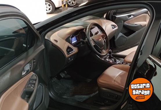 Autos - Chevrolet CRUZE 5P PREMIER 2022 Nafta 78666Km - En Venta