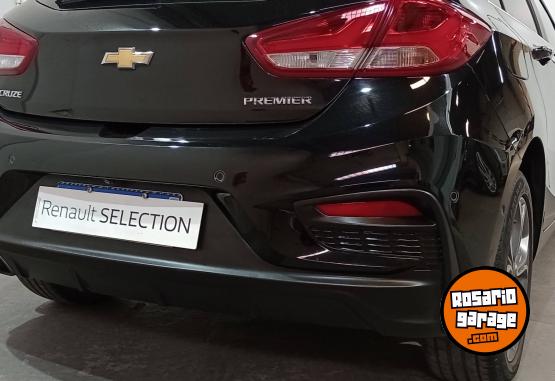 Autos - Chevrolet CRUZE 5P PREMIER 2022 Nafta 78666Km - En Venta