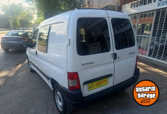Utilitarios - Citroen BERLINGO FURGON 2016 Diesel 111111Km - En Venta