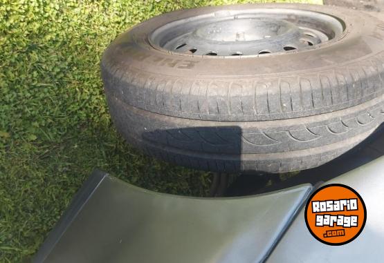 Camionetas - Volkswagen Saveiro 1998 Nafta 250000Km - En Venta