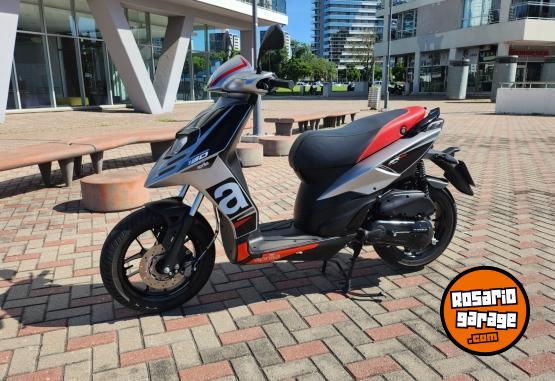 Motos - Aprilia 160sr 2023 Nafta 6000Km - En Venta
