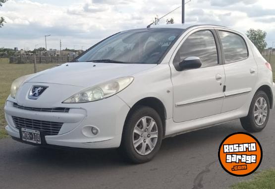 Autos - Peugeot 207 compact allure 1.6 hd 2013 Diesel 134000Km - En Venta
