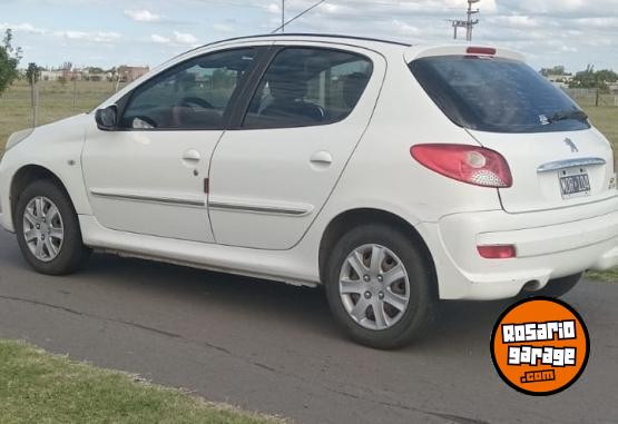 Autos - Peugeot 207 compact allure 1.6 hd 2013 Diesel 134000Km - En Venta