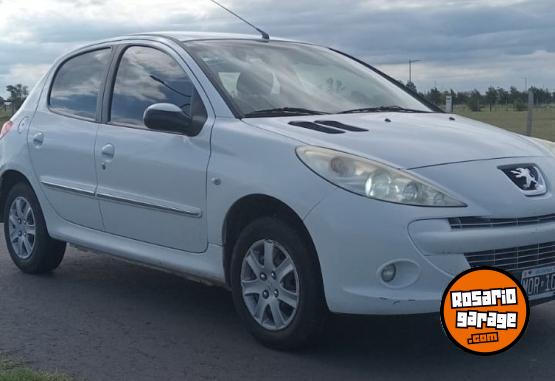 Autos - Peugeot 207 compact allure 1.6 hd 2013 Diesel 134000Km - En Venta